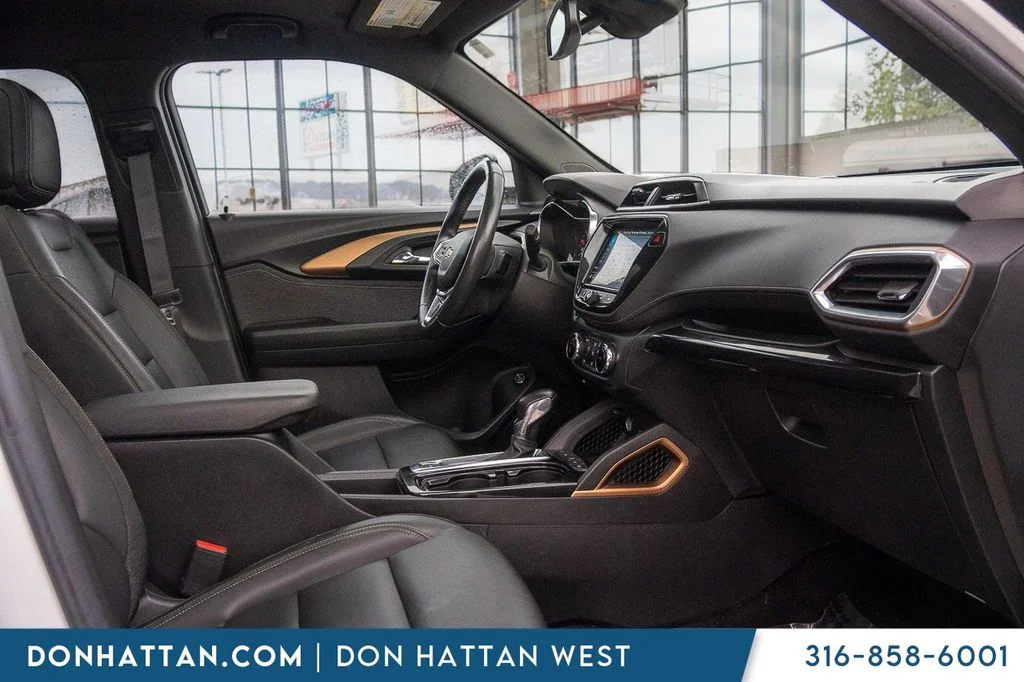 Used 2023 White Chevrolet ACTIV image 23