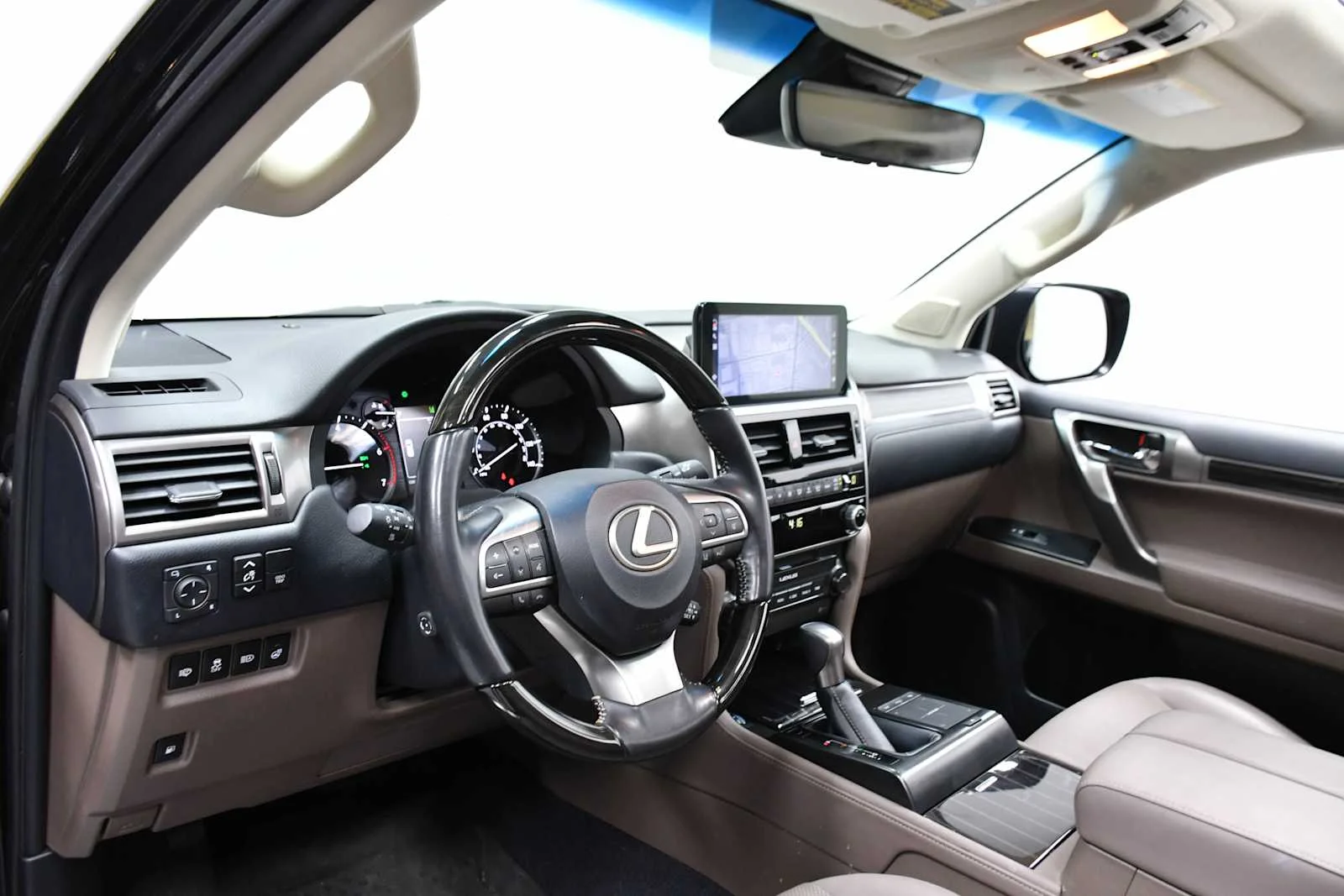 Used 2023 Caviar Lexus Premium image 17