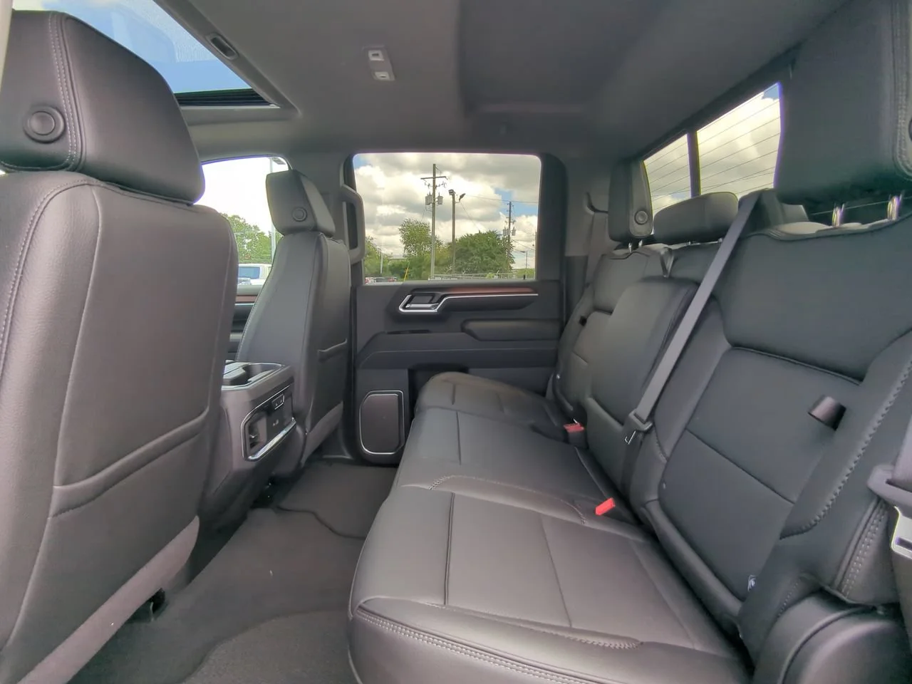 2026 GMC Sierra 3500HD Denali - Photo 13