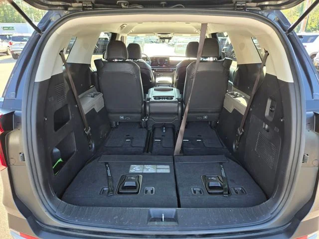 Used 2025 Gray Kia LXS image 20