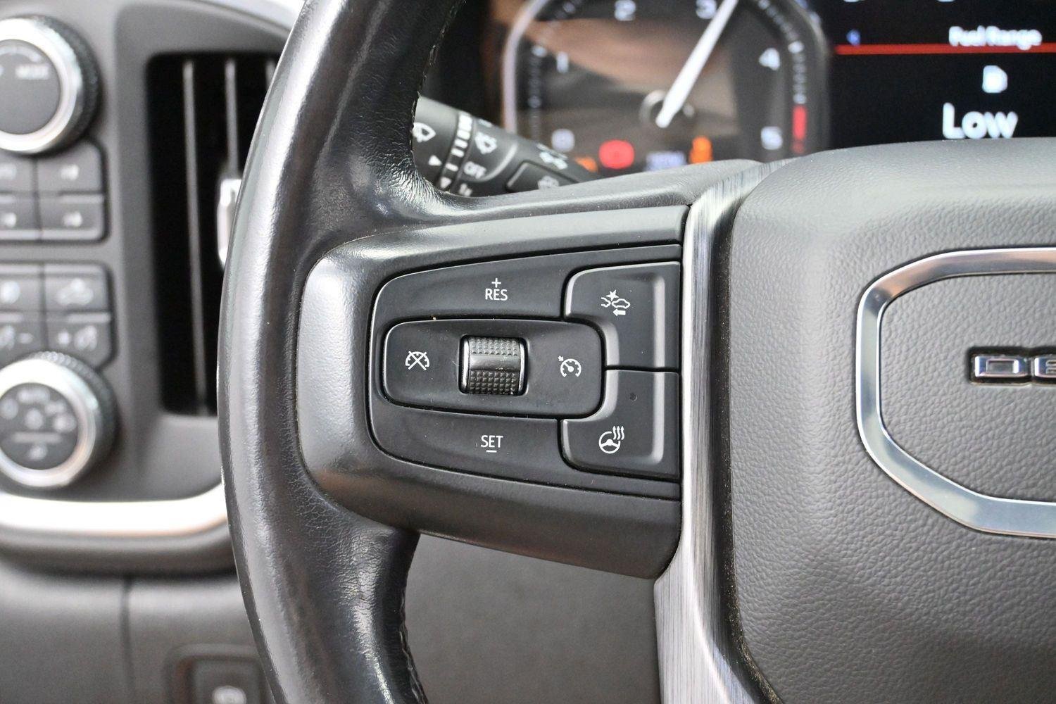 Used 2020 Onyx Black GMC Denali image 17