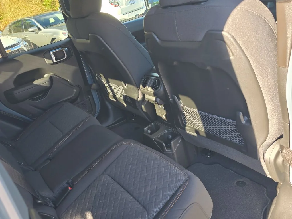 New 2026 Gray Jeep Mojave image 24