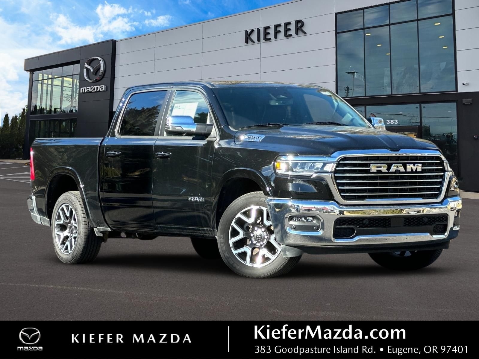 2025 RAM 1500 Laramie 4x4 Crew Cab 5'7's photo