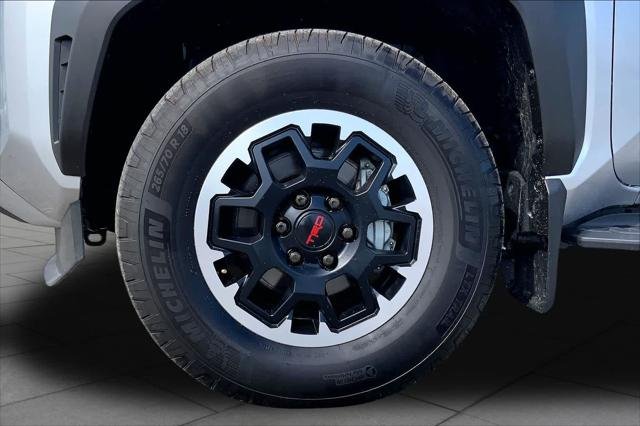 Certified Used 2025 CUTTING EDGE Toyota  image 11