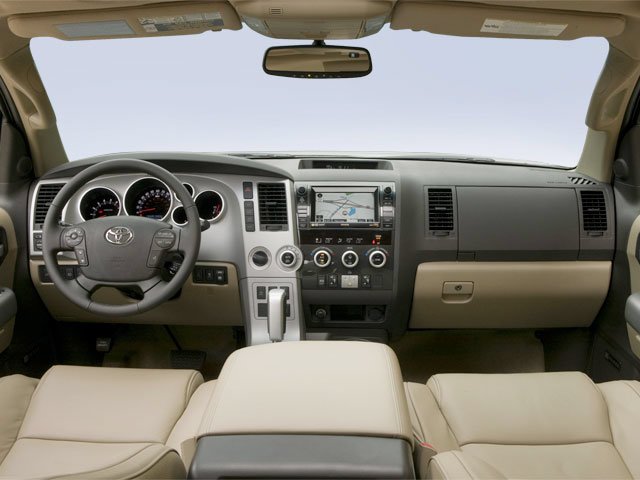 Used 2009  Toyota SR5 image 4