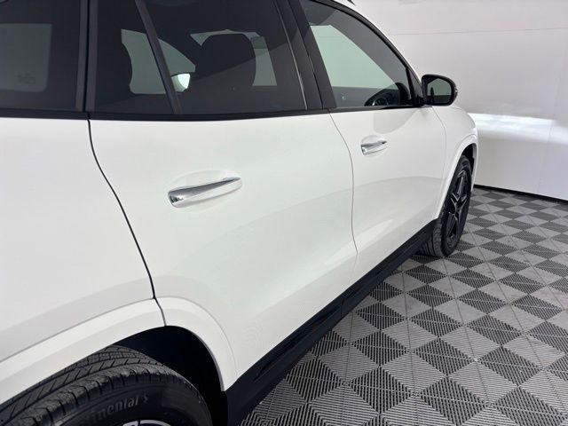 New 2026 White Mercedes-Benz GLA 250 image 9