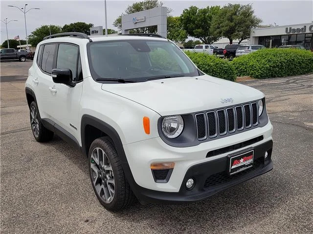 Used 2022 Black Jeep Limited 4x4 image 6