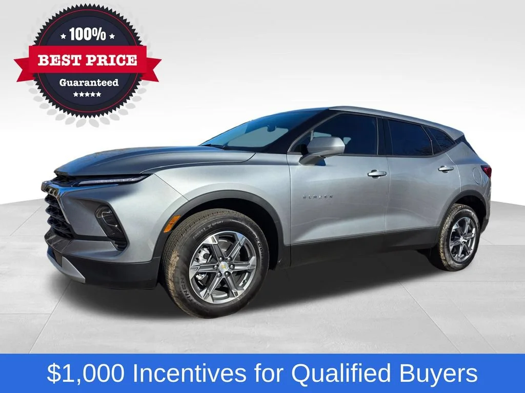 2025 Chevrolet Blazer 2LT - Photo 2