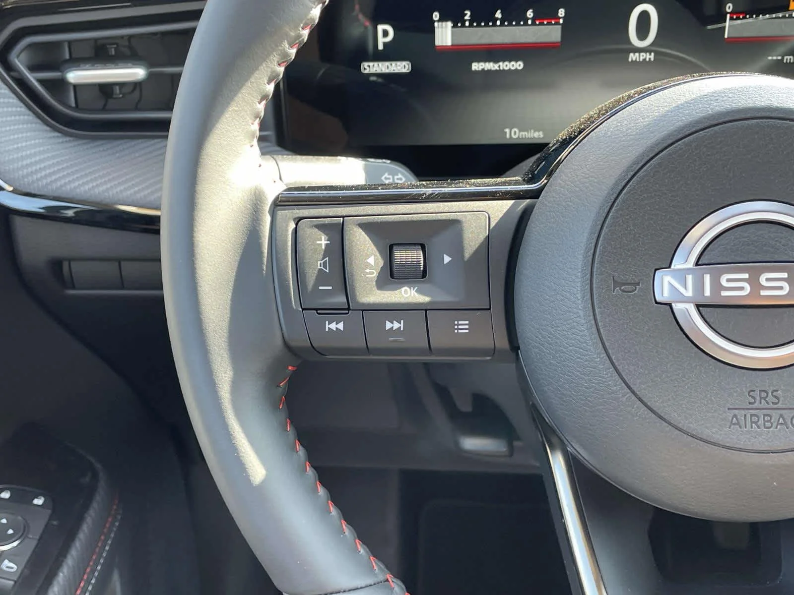 2026 Nissan KICKS SR AWD - Photo 29
