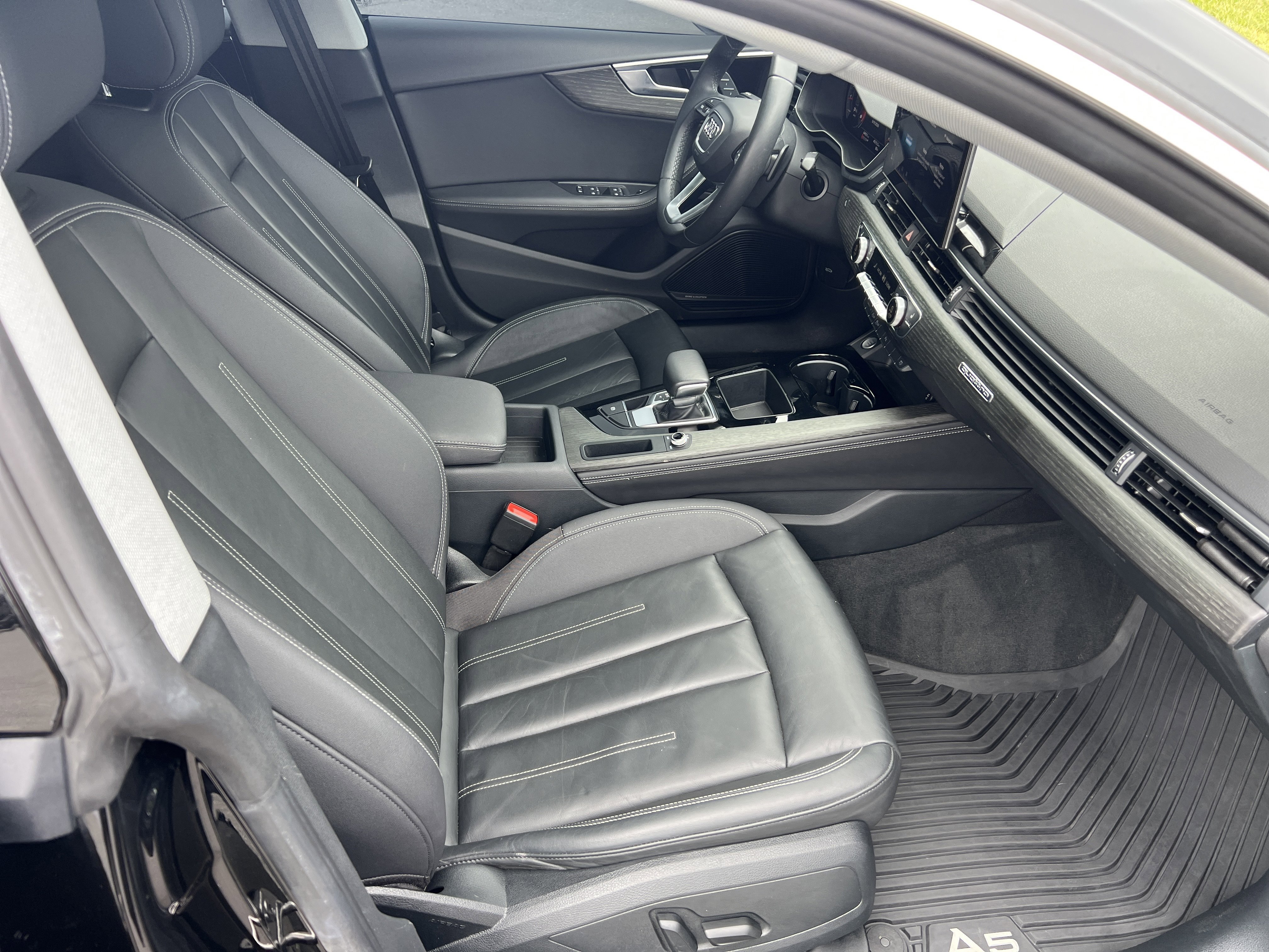 Used 2021 Brilliant Black Audi Premium Plus image 17