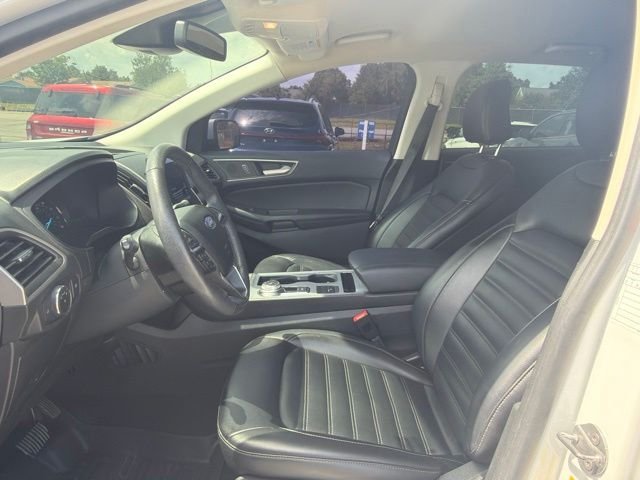 Used 2022 White Ford SEL image 8