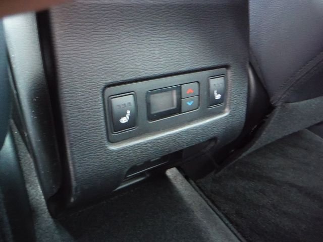 Used 2022 Black Mitsubishi SEL image 40
