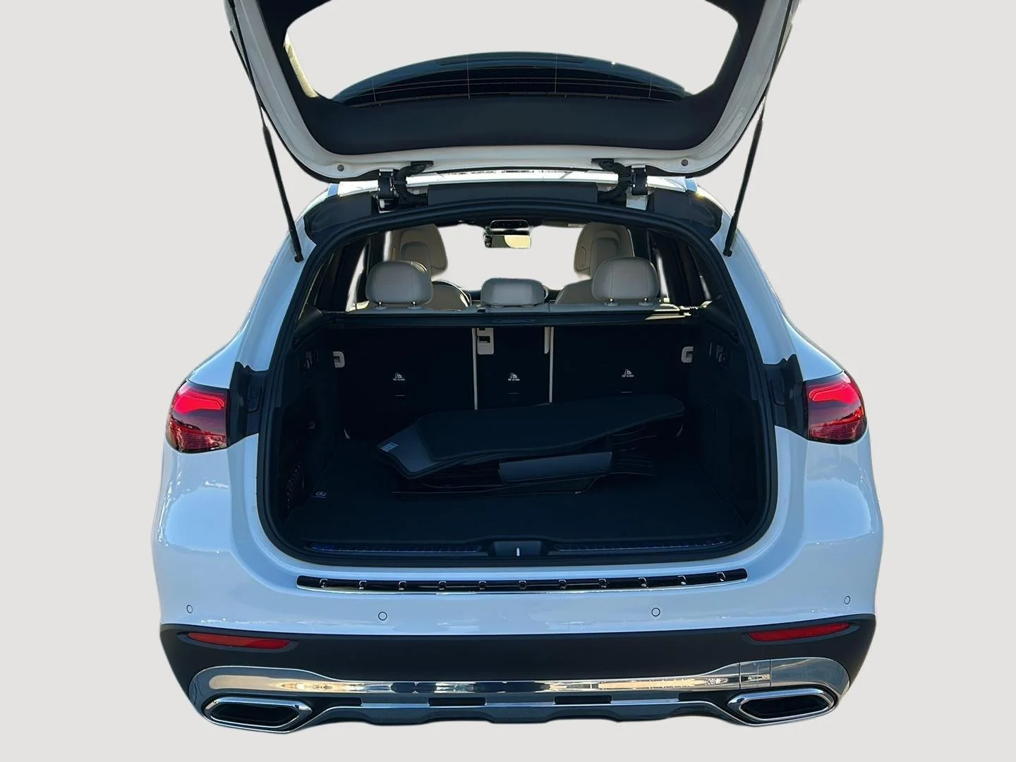 New 2026 Polar White Mercedes-Benz GLC 300 image 28
