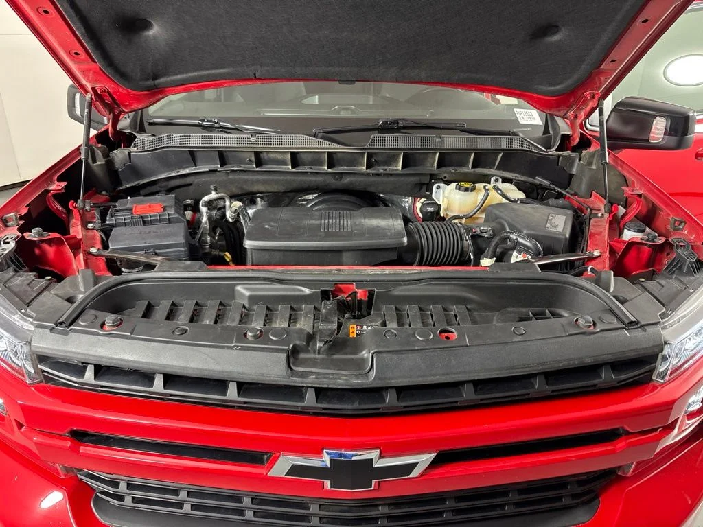 Used 2020 Red Chevrolet RST image 47