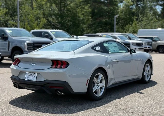 New 2026 Avalanche Gray Ford EcoBoost® Fastback image 4