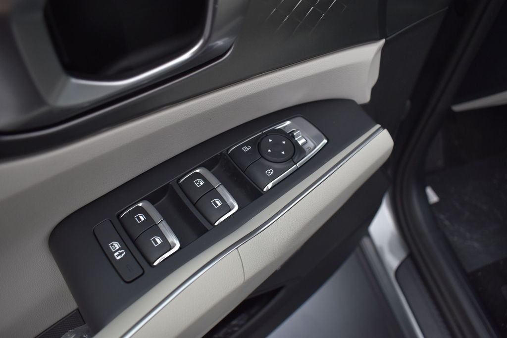 New 2026 Steel Gray Kia EX image 6