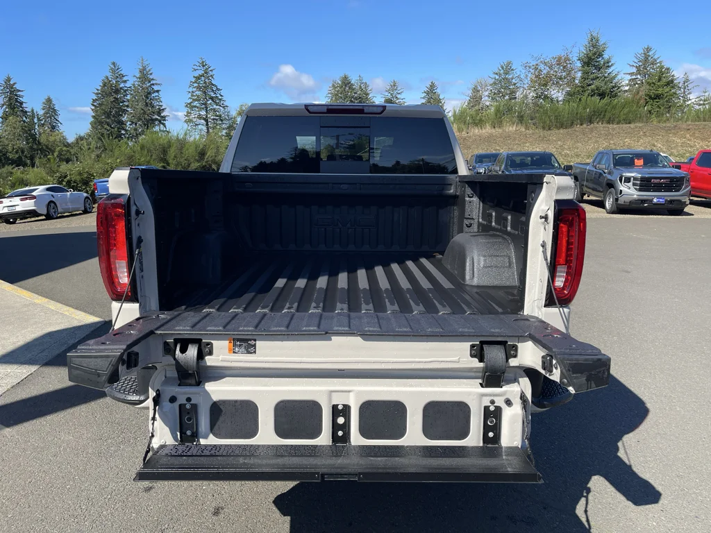 2026 GMC Sierra 1500 AT4 - Photo 12