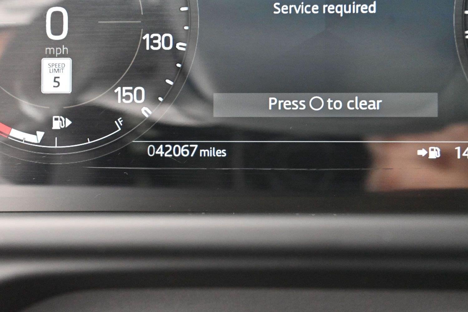 Used 2024 Eiger Grey Metallic Land Rover S image 22