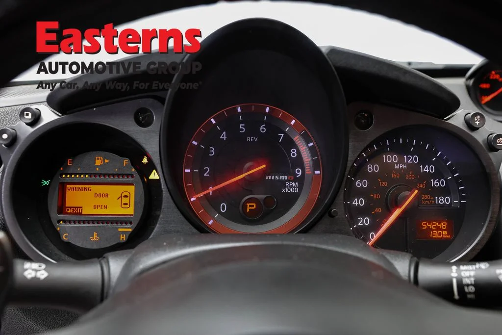 Used 2020 White Nissan Nismo image 17