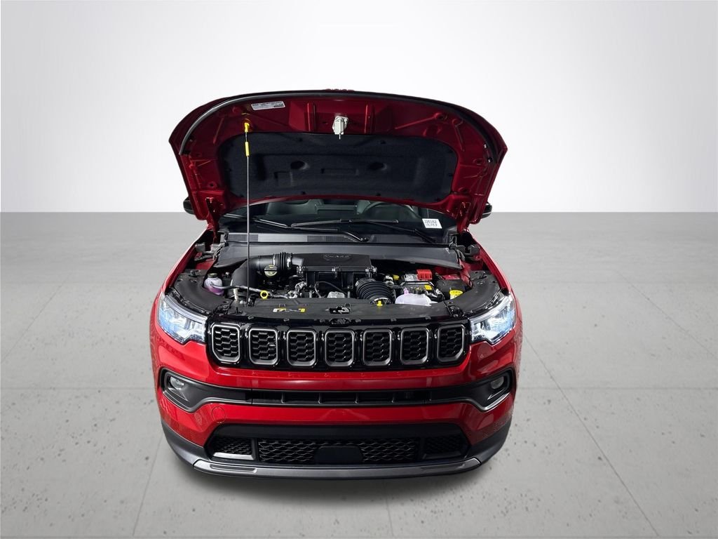 New 2026 Red Hot Pearl-Coat Exterior Paint Jeep Latitude image 21