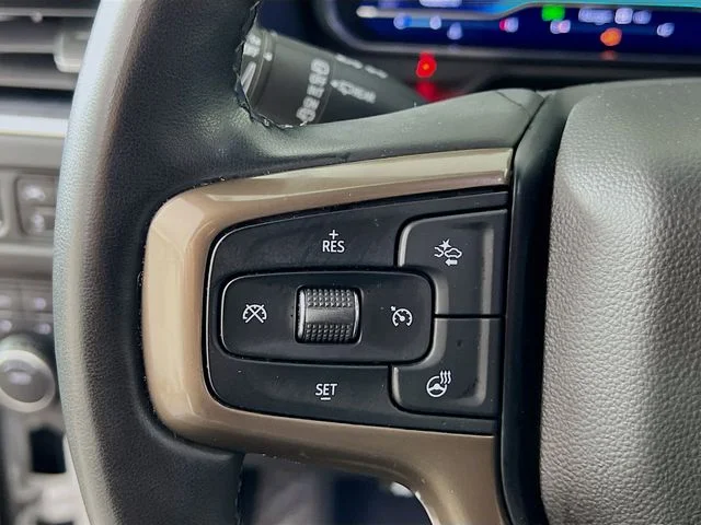 2023 Chevrolet Suburban High Country - Photo 13