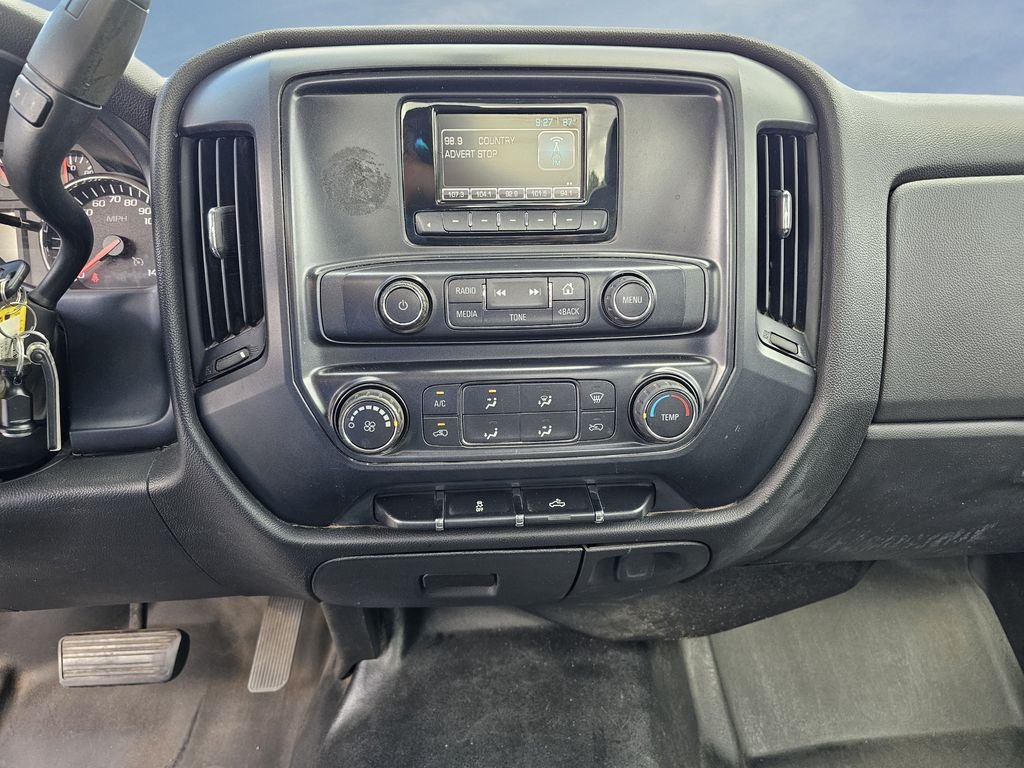 Used 2015 White Chevrolet WT image 20