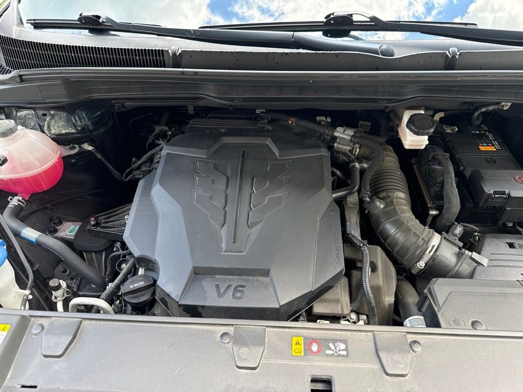 Certified Used 2024 Gray Kia LX image 14