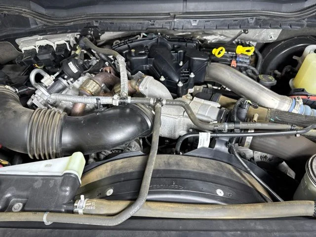 Used 2019 Gray Ford Lariat image 9