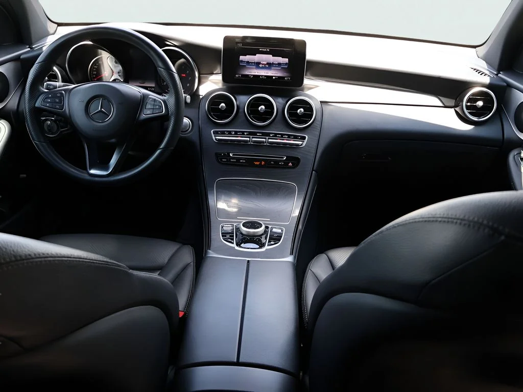 Used 2019 Black Mercedes-Benz GLC 300 image 13