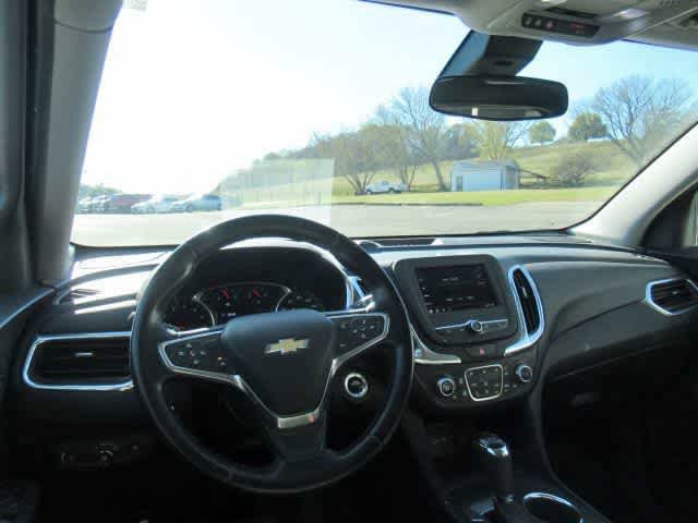 2020 Chevrolet Equinox LT photo 4
