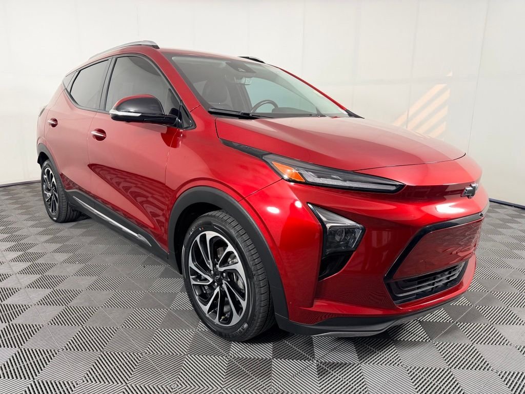 Certified Used 2022 Red Chevrolet Premier image 3