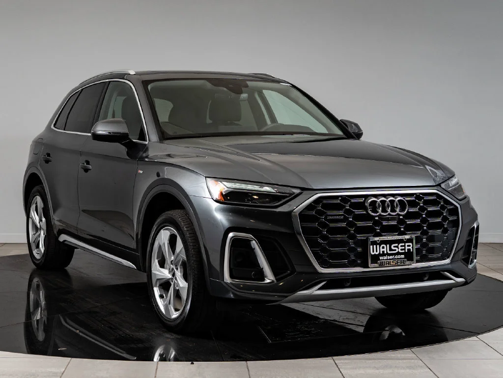 Used 2023 Daytona Gray Pearl Audi 45 S line Premium image 12
