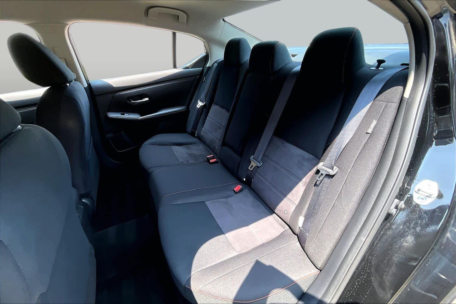 Used 2025 Super Black Nissan SR image 20