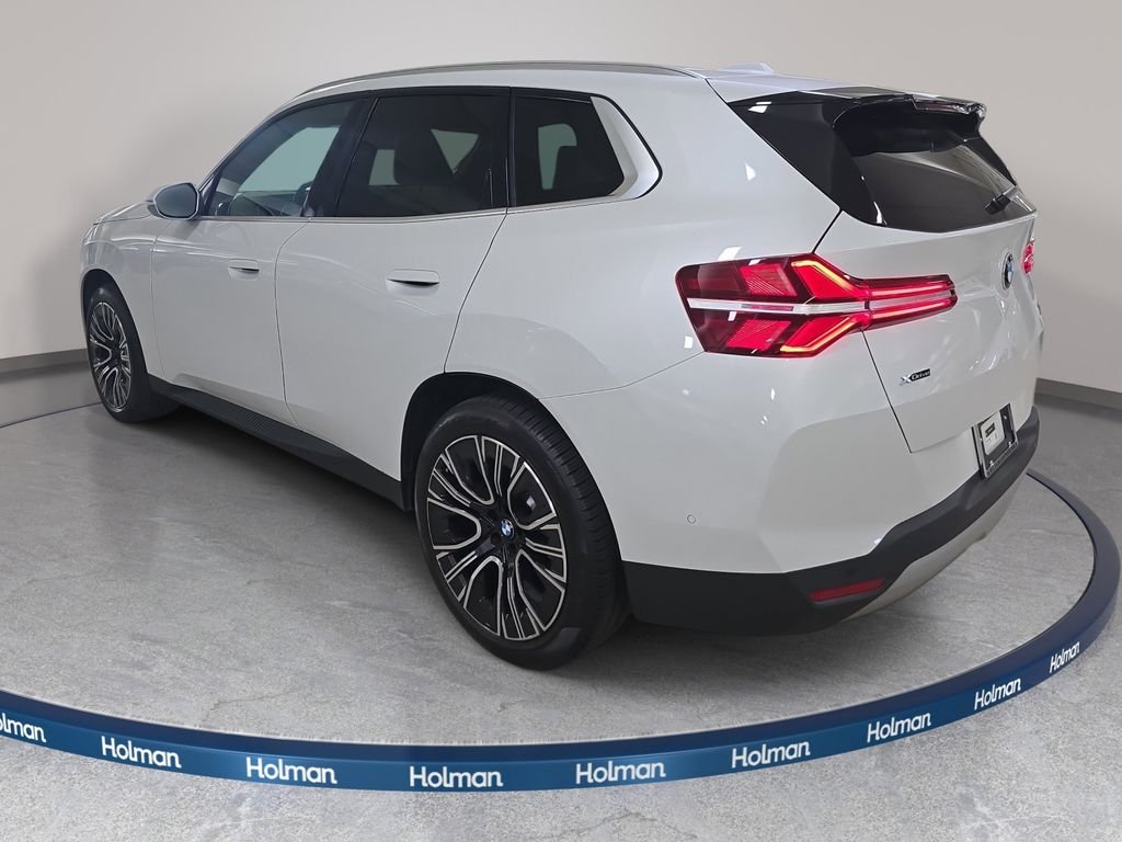 Used 2026 Mineral White Metallic BMW 30 xDrive image 9