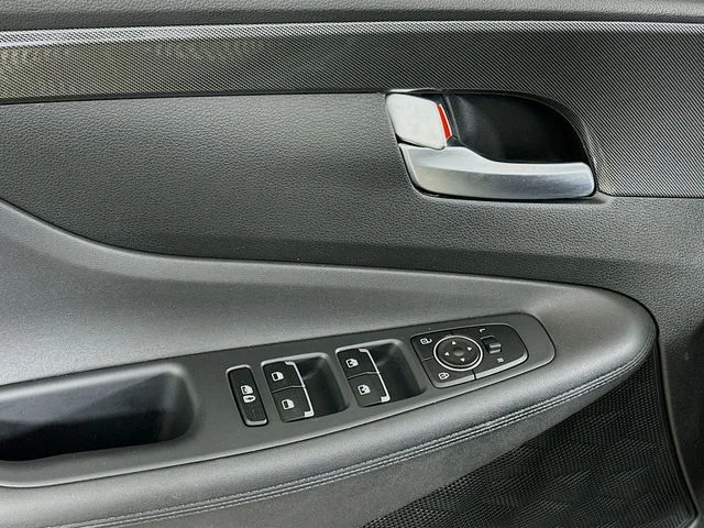 Certified Used 2023 Gray Hyundai SEL image 10