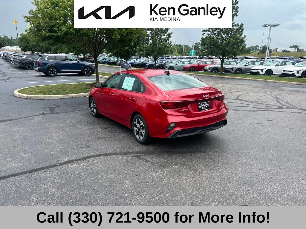2023 Kia Forte LXS - Photo 15