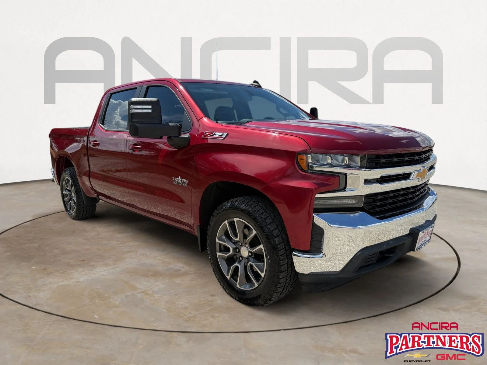 Used 2019 Cajun Red Tintcoat Chevrolet LT image 1