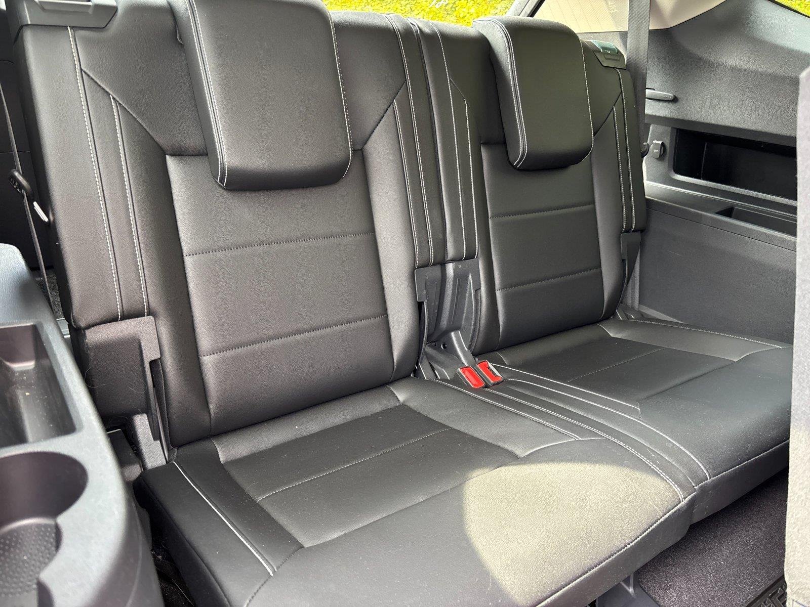 Used 2023 Platinum Gray Metallic Volkswagen 3.6L V6 SE w/Technology image 37