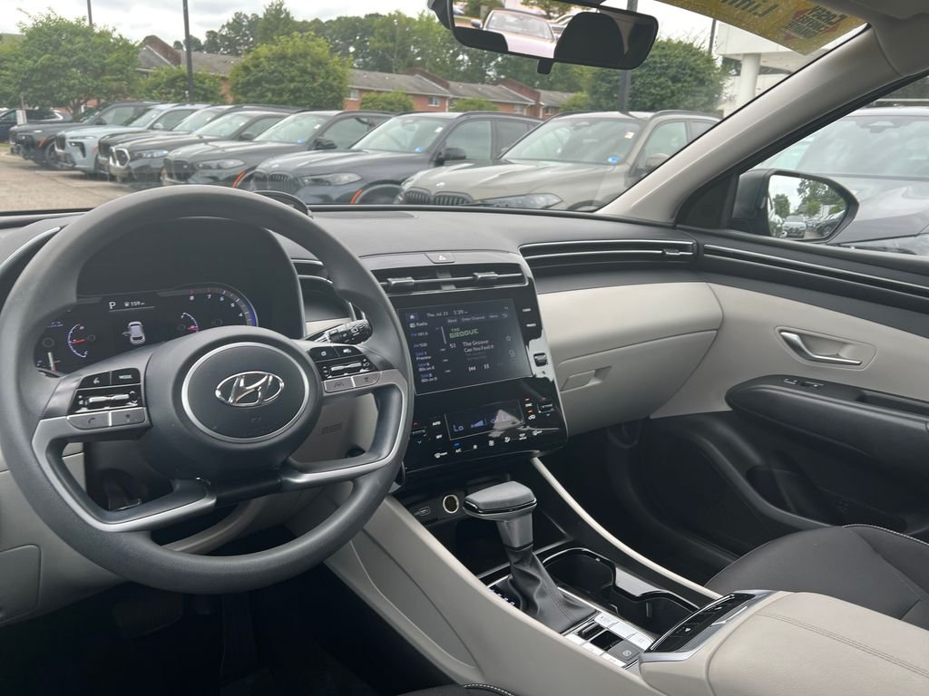 Used 2024 Black Pearl Hyundai SEL image 25