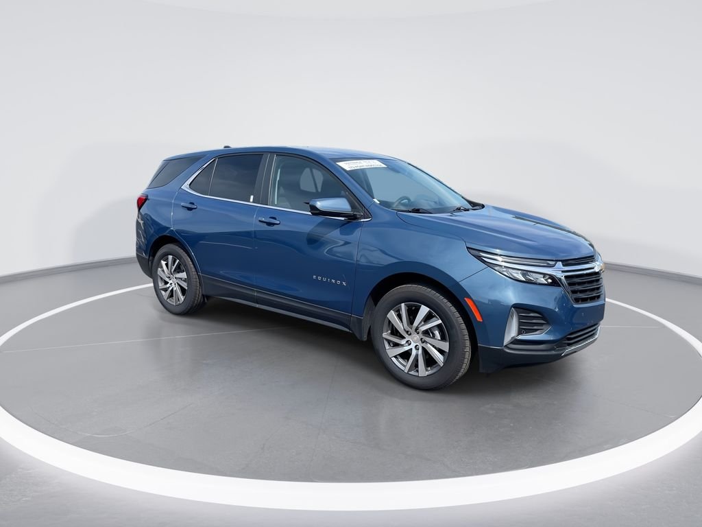 Used 2024 Lakeshore Blue Metallic Chevrolet LT image 2