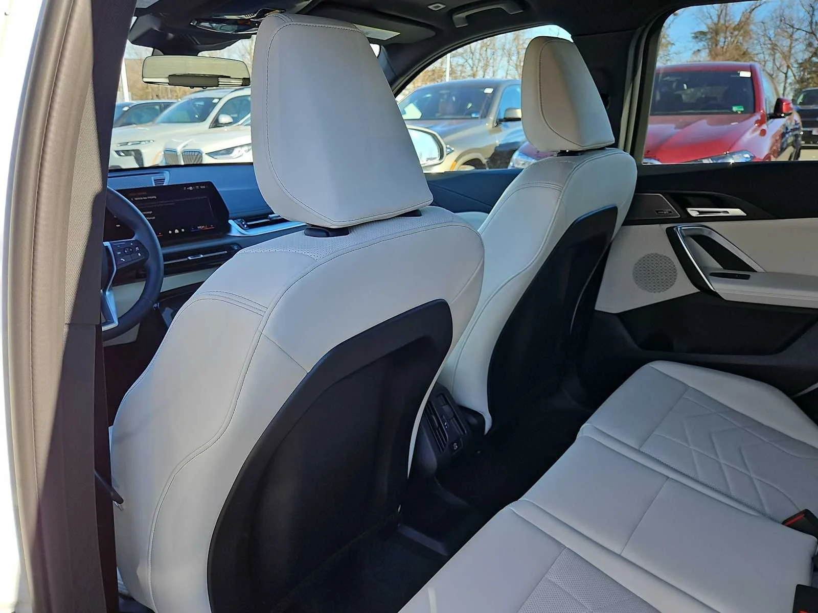 New 2026 White BMW xDrive28i image 18