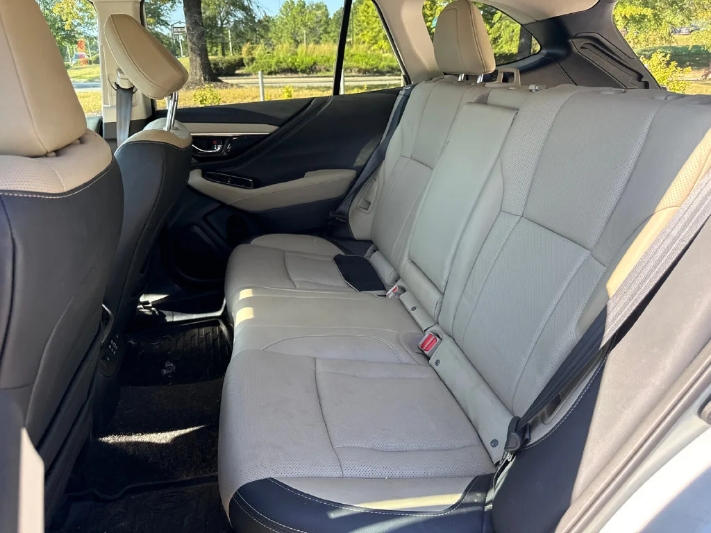 Used 2024 Crystal White Pearl Subaru Limited image 31