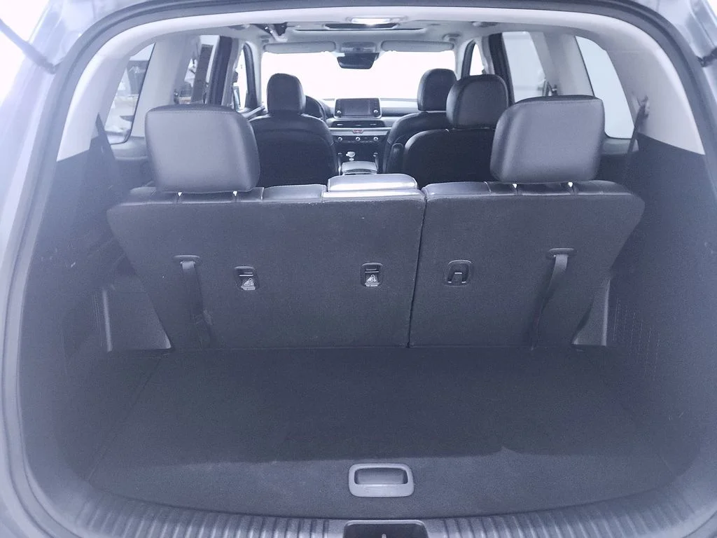Used 2020 Silver Kia S image 24