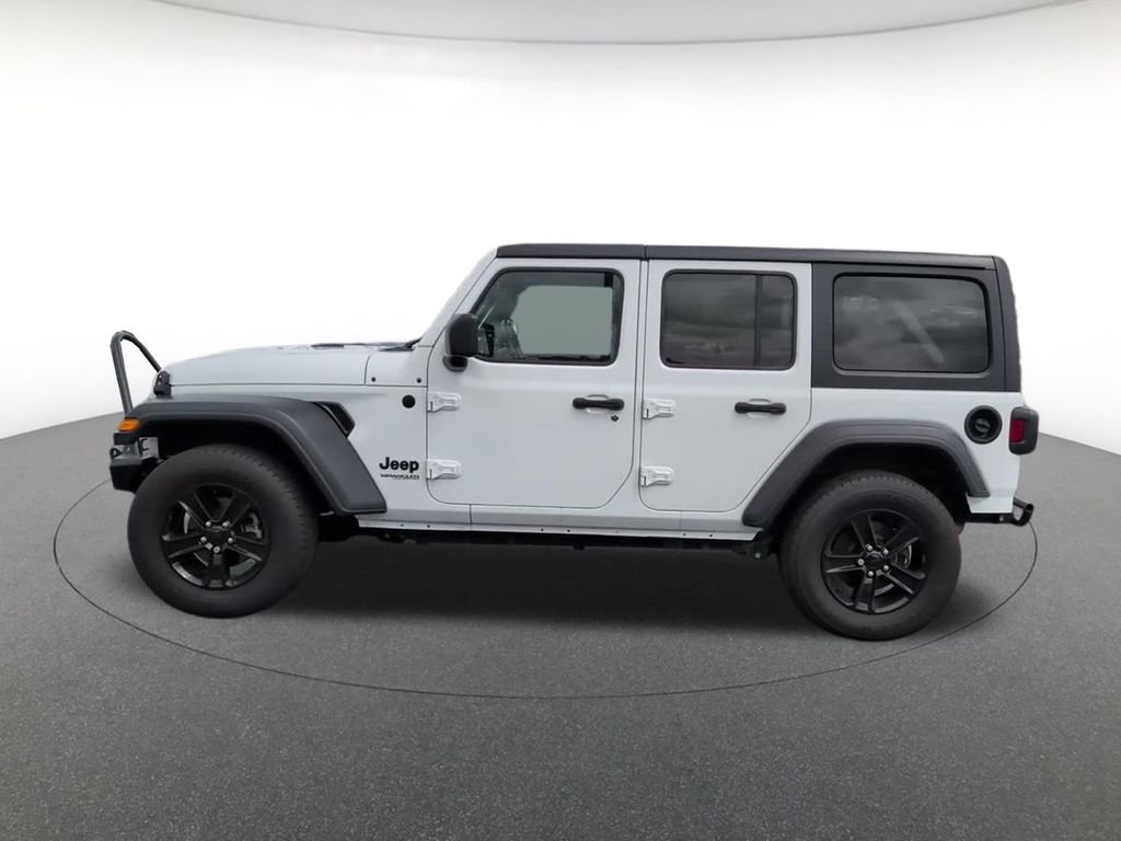 Used 2020 White Jeep Unlimited Sport Altitude image 11