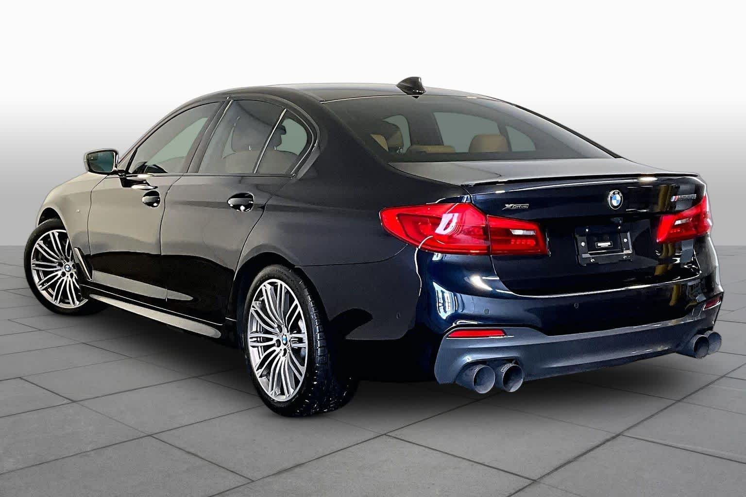 Used 2019 Carbon Black Metallic BMW M550i xDrive image 12