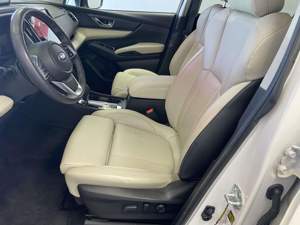 Used 2024 White Subaru Limited image 17
