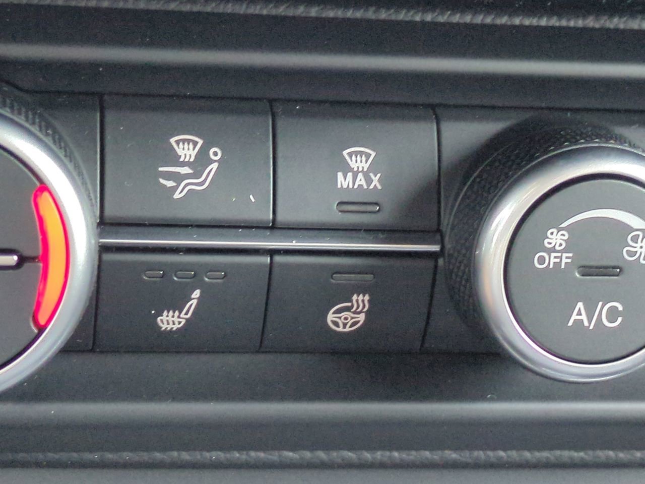 2025 Alfa Romeo Stelvio Base - Photo 21