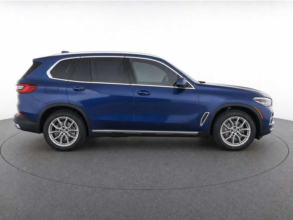 Used 2020 Phytonic Blue Metallic BMW xDrive40i image 2