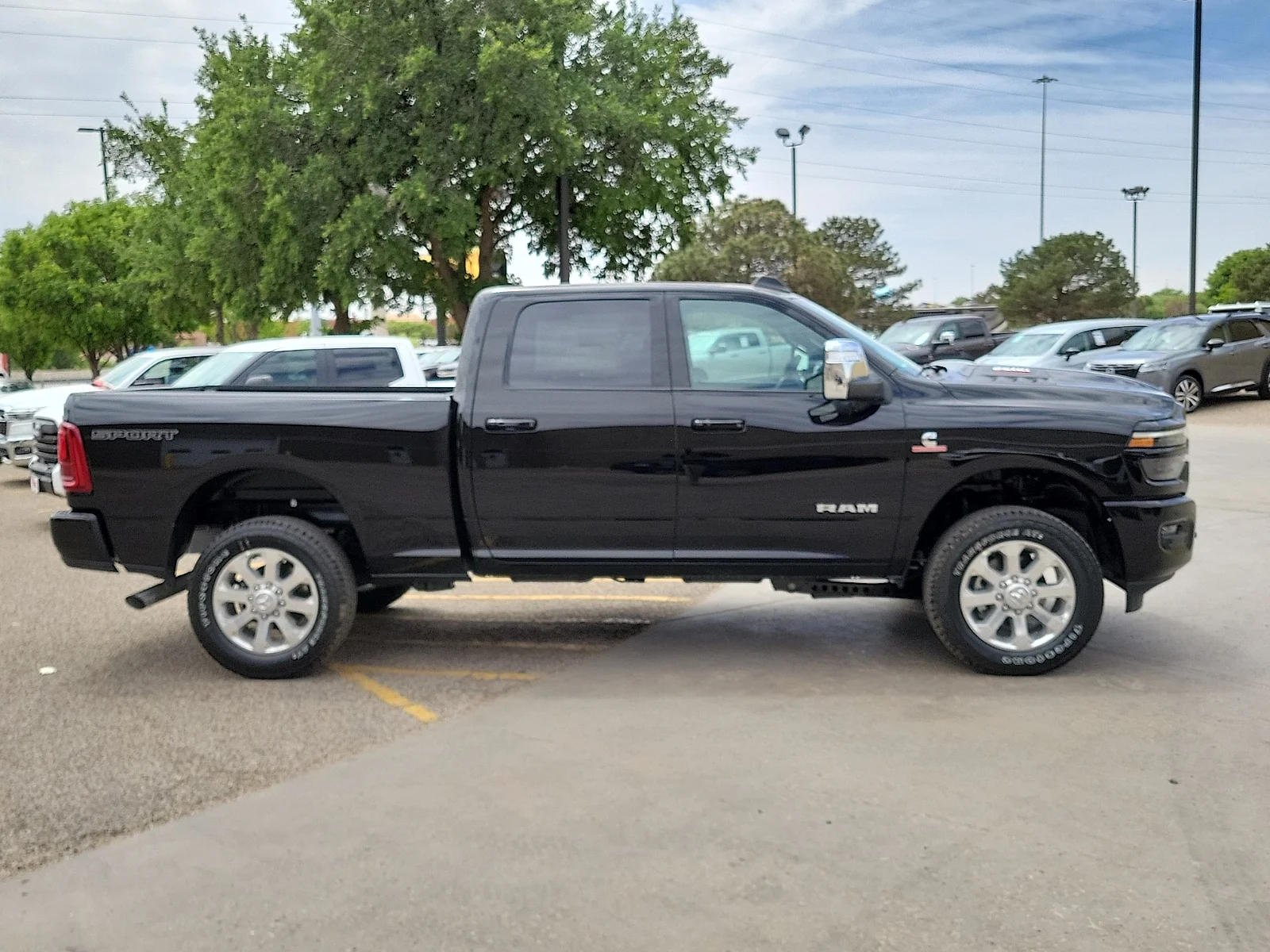 New 2026 PXJ Diamond Bla Ram LARAMIE CREW CAB 4X4 6