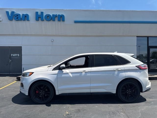 Used 2019 White Platinum Clearcoat Metallic Ford ST image 2